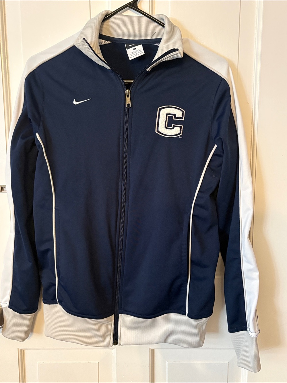 Nike Navy and Cream Full-Zip Track Jacket with Contrast Collar